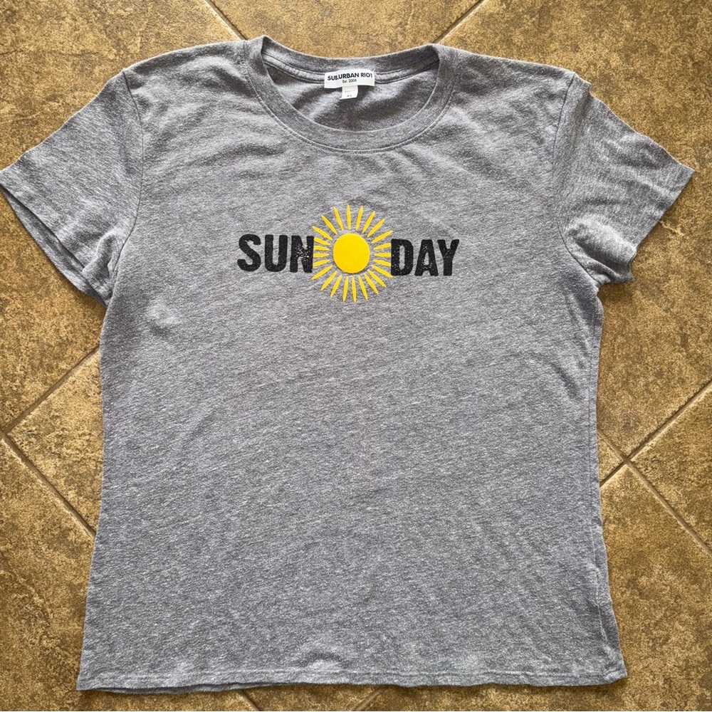 GUC - Sun Day Tee - Sub-Urban Riot